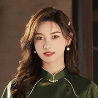 Qipao vs. Cheongsam What is the Difference?